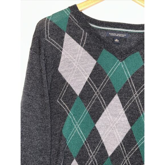 Banana Republic Mens XL Argyle Sweater V Neck Merino Wool Preppy Old Money - Picture 2 of 13